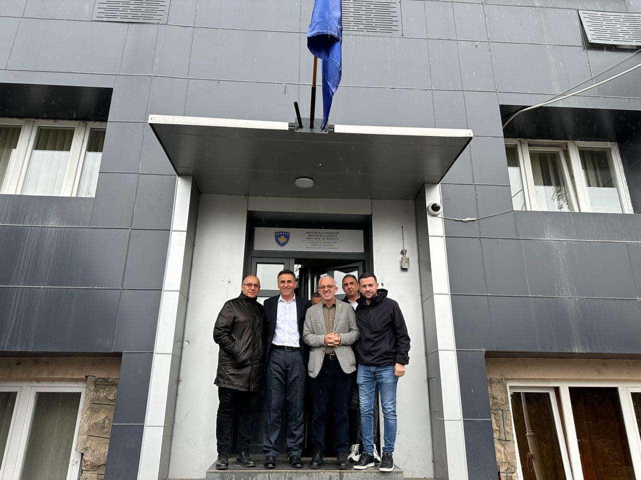 Kryetari Hetemi priti në takim Kryetarin e Federatës së Futbollit të Kosovës, z.Agim Ademi